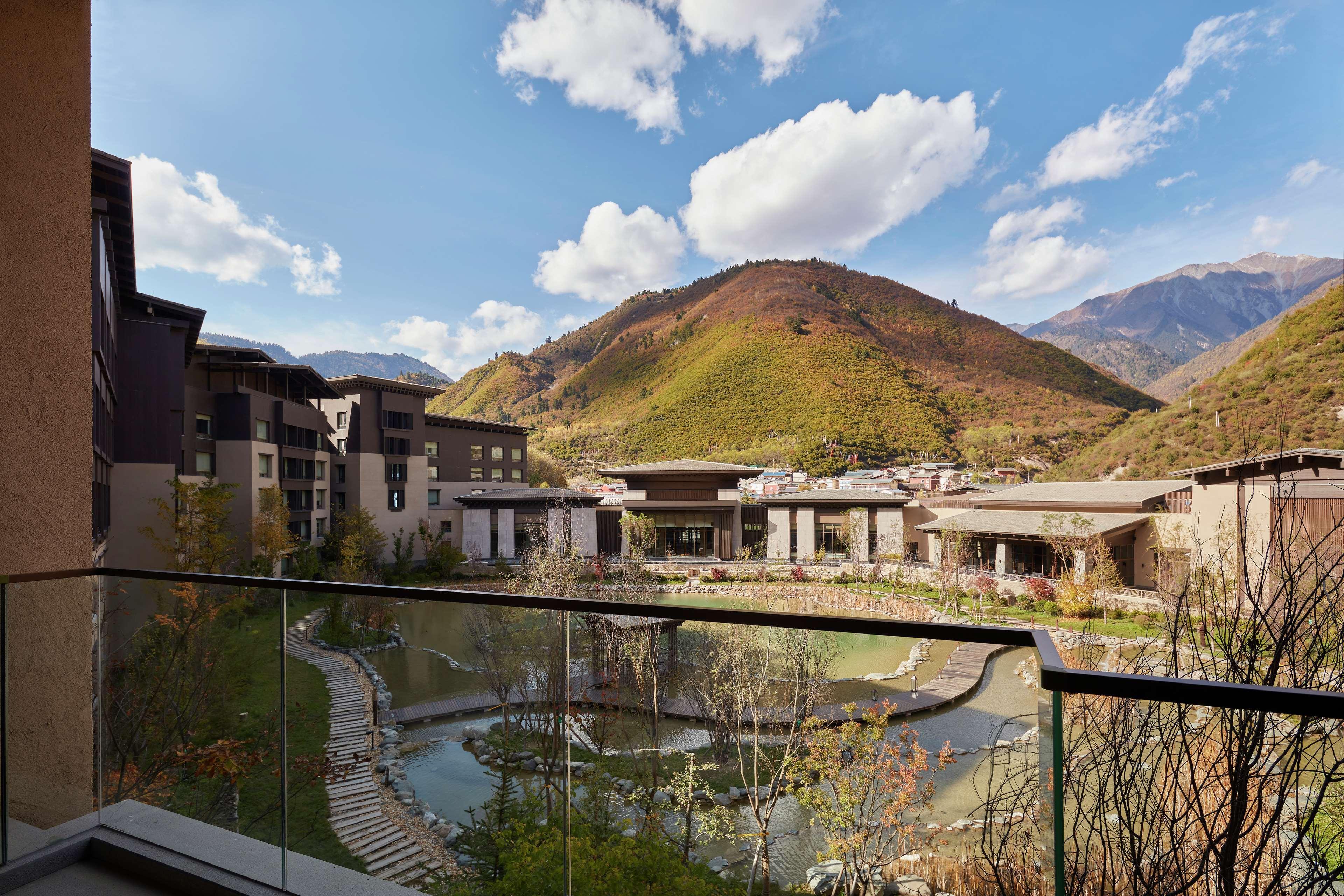 Hilton Jiuzhaigou Resort Zhangzha Town Εξωτερικό φωτογραφία