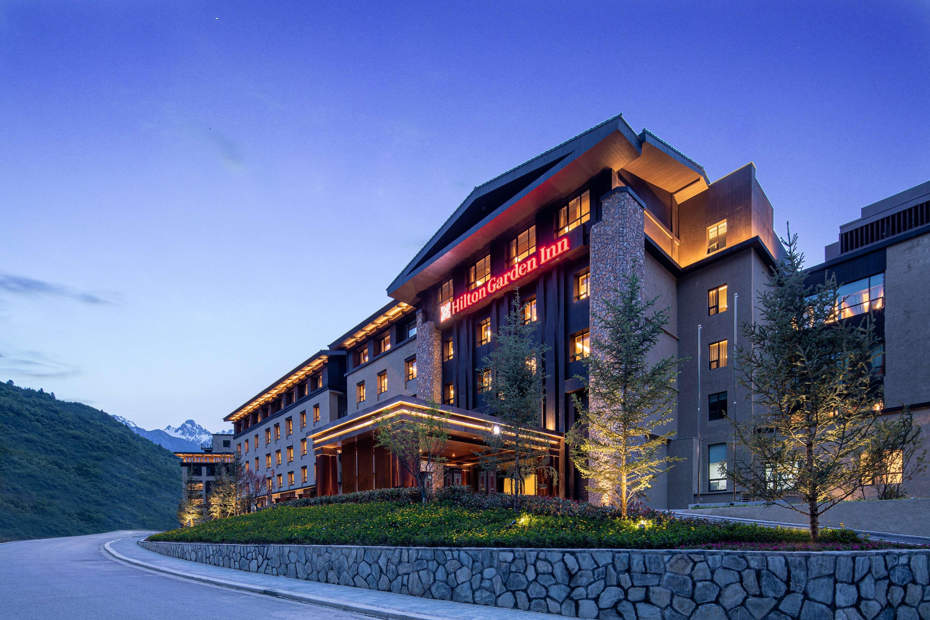 Hilton Jiuzhaigou Resort Zhangzha Town Εξωτερικό φωτογραφία
