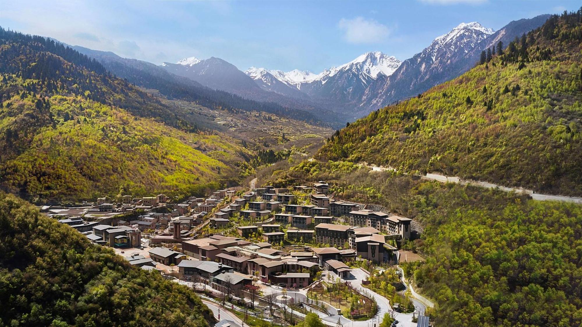 Hilton Jiuzhaigou Resort Zhangzha Town Εξωτερικό φωτογραφία